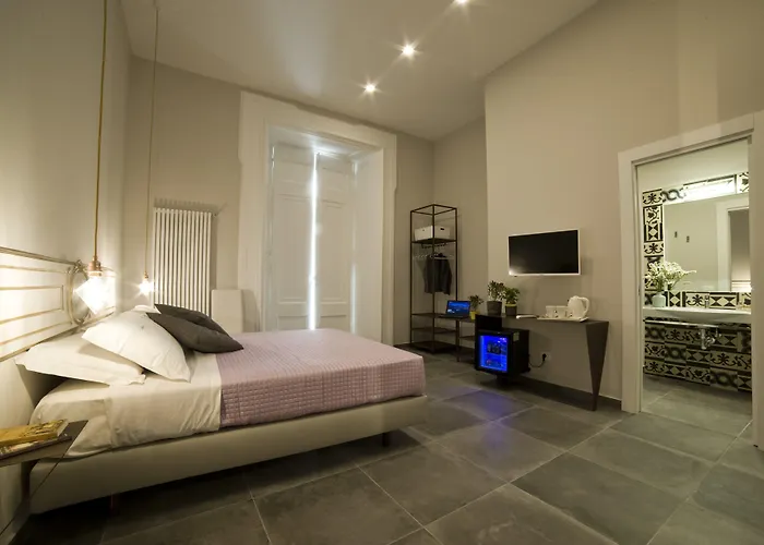 Gasthof La Smorfia Neapel