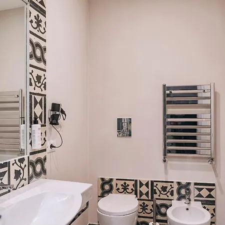 ゲストハウス La Smorfia ナポリ