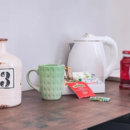 La Smorfia 4* ナポリ