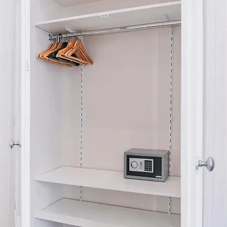 بيت ضيافة La Smorfia نابولي