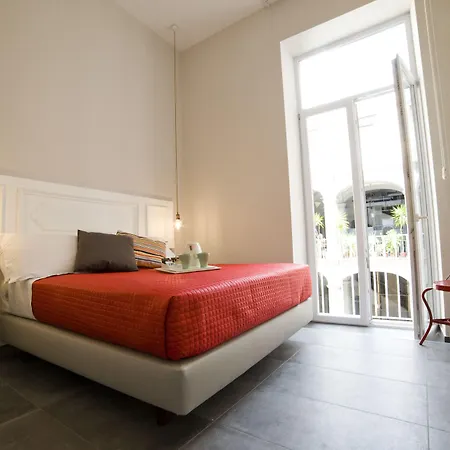 بيت ضيافة La Smorfia نابولي